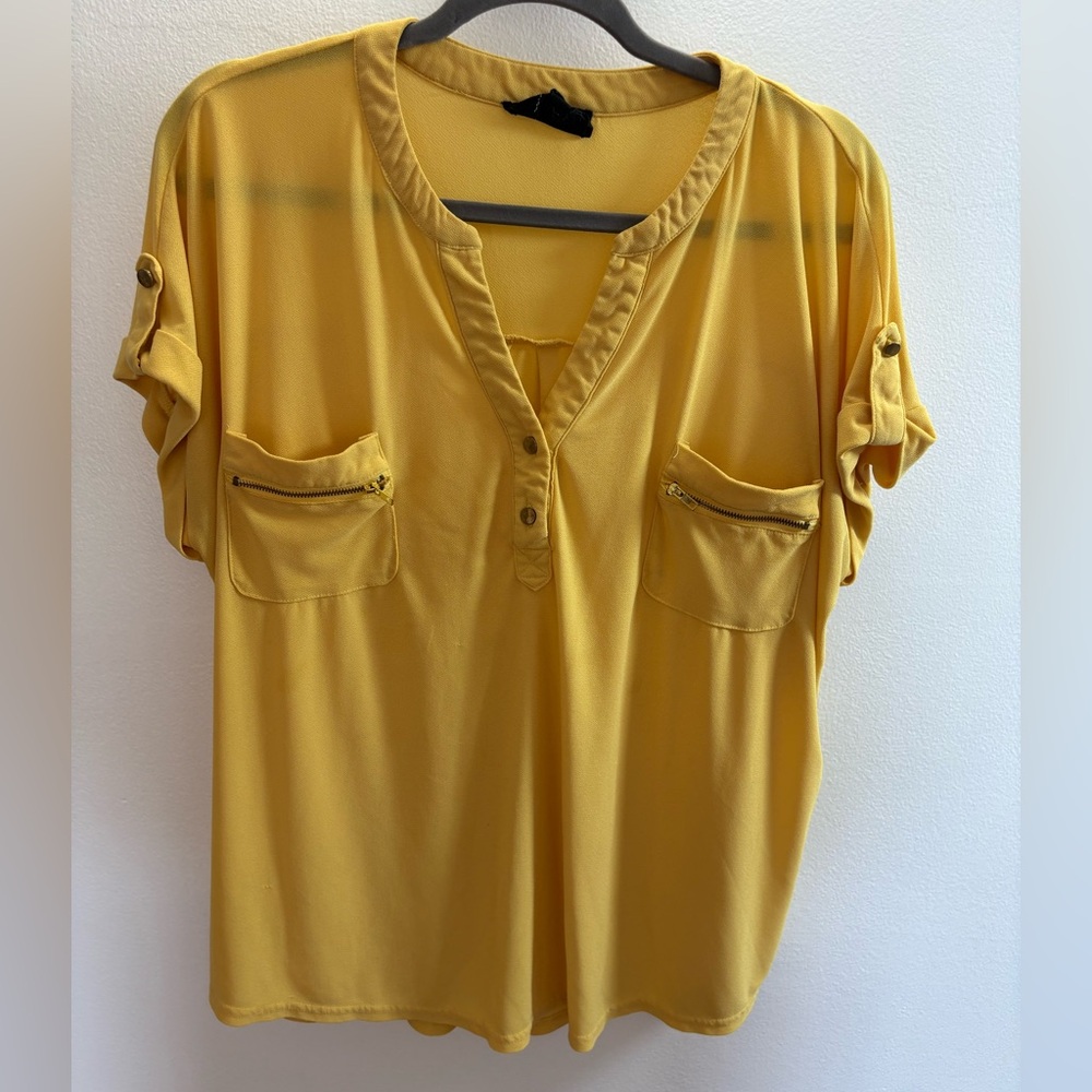 Flower & Feather Yellow V-Neck Blouse 2X